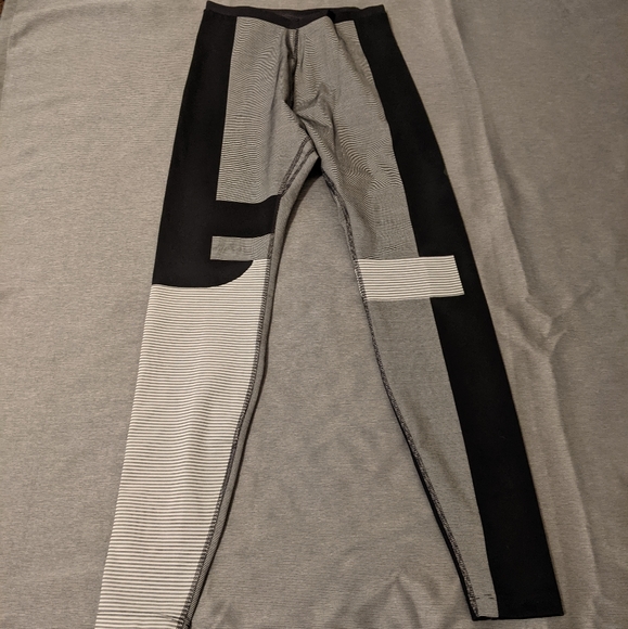 Nike Run Tech Pack Knit Pants Leggings Geometric S - Picture 7 of 13
